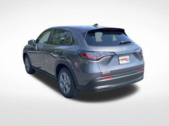 2026 Honda HR-V LX photo 2