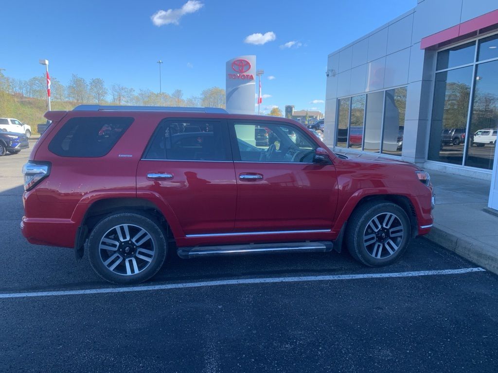 2024 Toyota 4Runner Limited photo 2