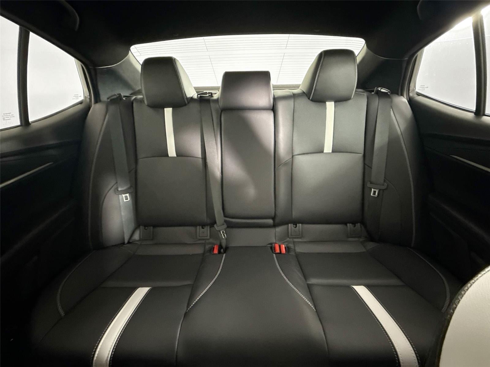 2025 Toyota Camry SE photo 12