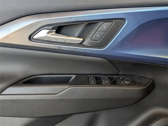 2025 Chevrolet Equinox EV 1LT photo 15