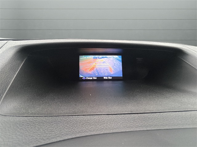 2015 Honda CR-V LX photo 13