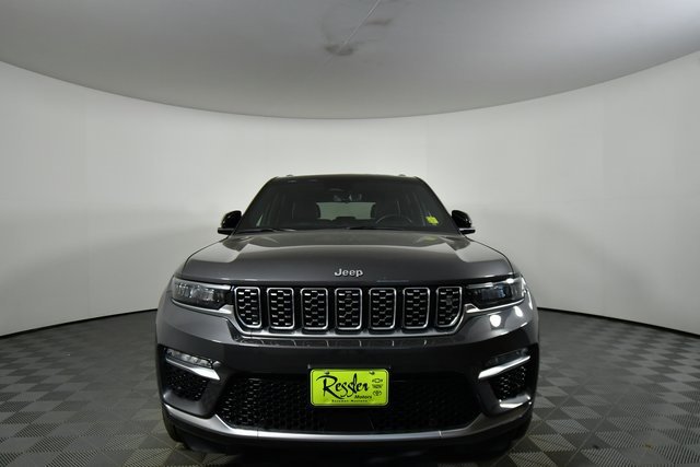 2022 Jeep Grand Cherokee Summit photo 2