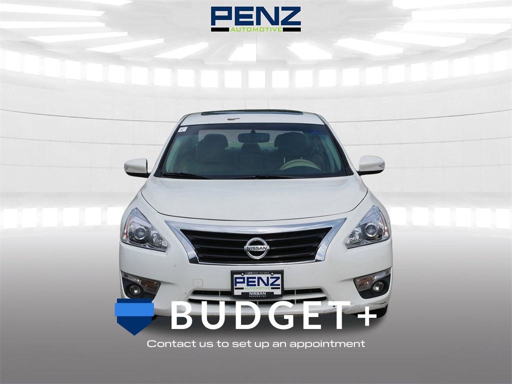 Used 2014 Nissan Altima SL with VIN 1N4AL3AP9EN225994 for sale in Rochester, Minnesota