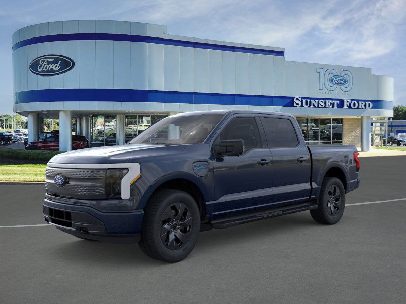 2025 Ford F-150 Lightning Flash's photo