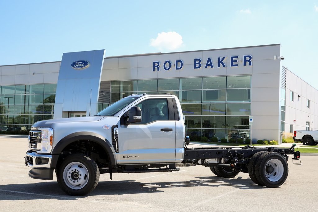 2024 Ford F-550 XL photo 3