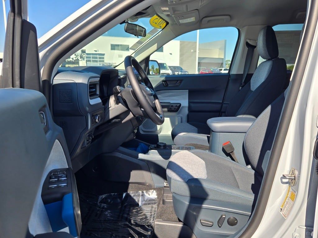2025 Ford Maverick XLT photo 19