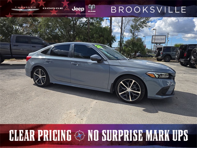 2024 Honda Civic Touring's photo