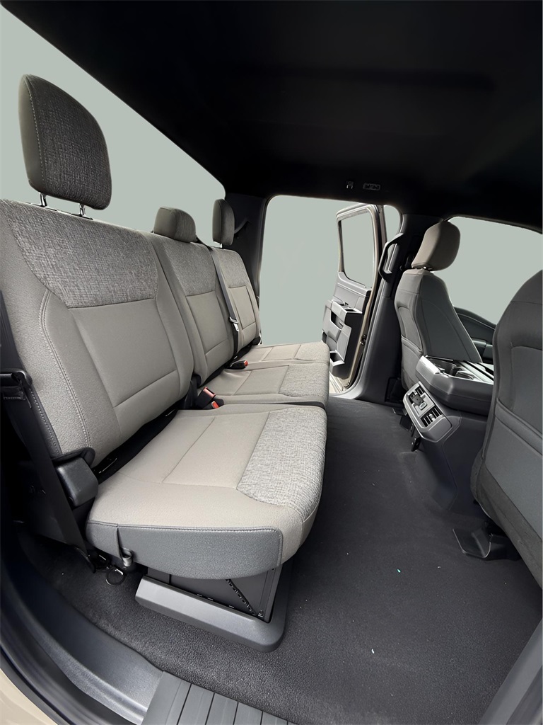 2025 Ford F-150 XLT photo 23