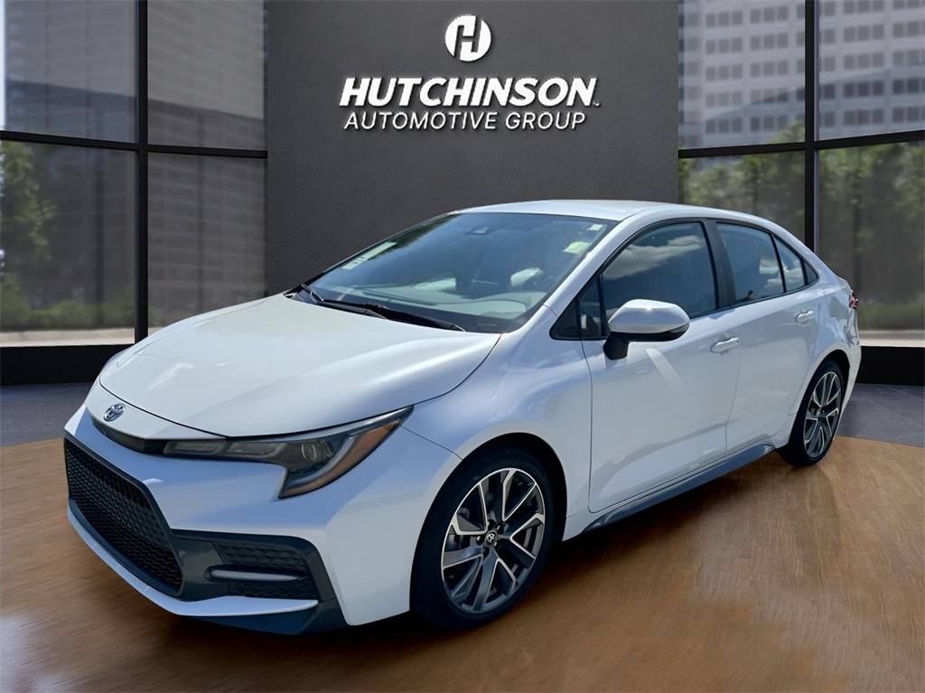2022 Toyota Corolla SE photo 3