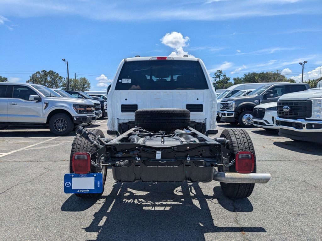 2025 Ford F-350 XL photo 5