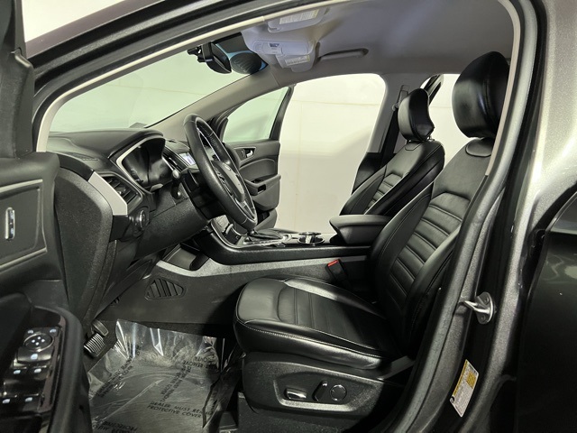 2018 Ford Edge SEL photo 19