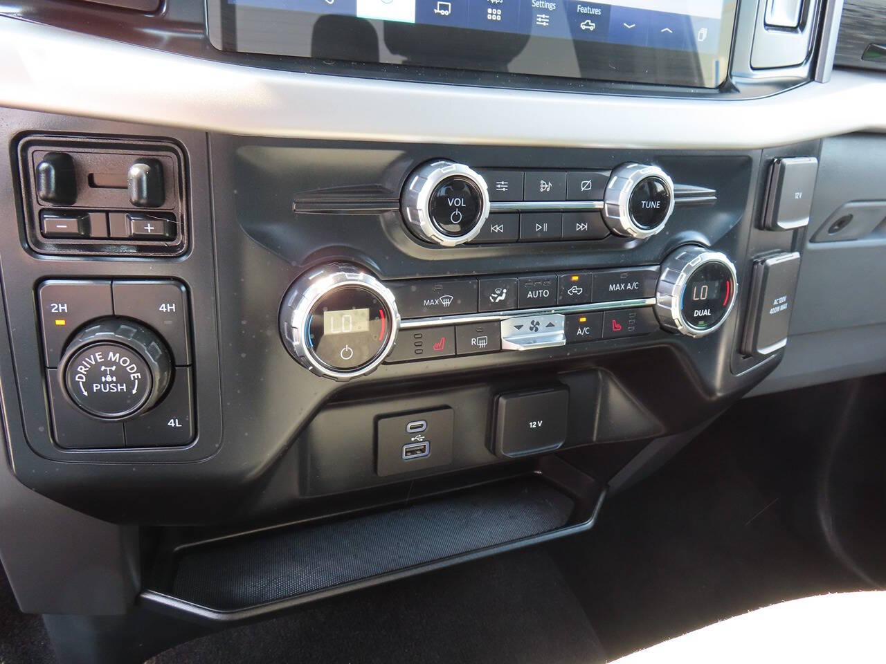 2021 Ford F-150 XLT photo 17