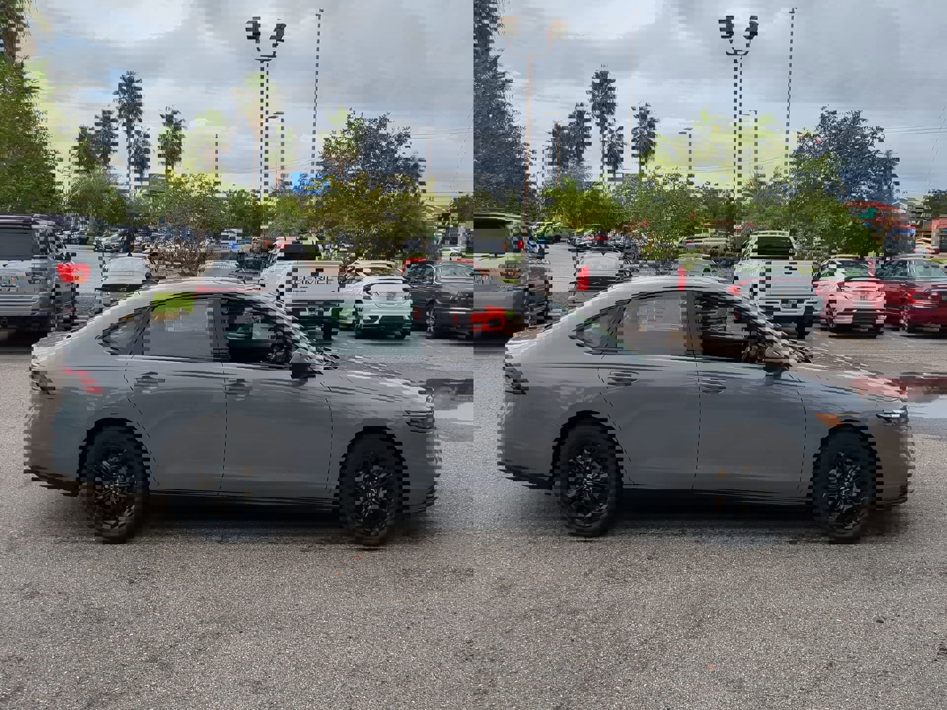 2025 Honda Accord SE photo 4