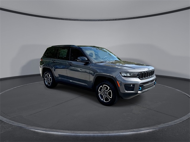 2023 Jeep Grand Cherokee Trailhawk 4xe photo 2