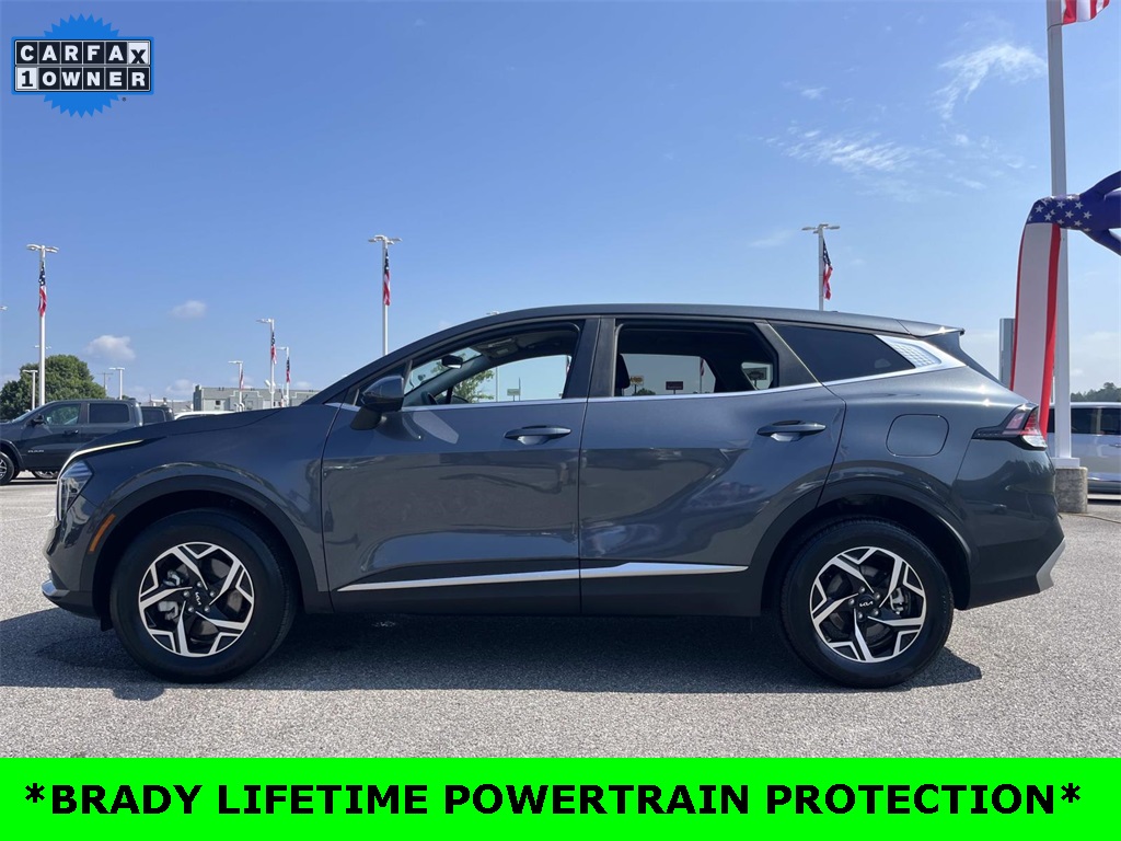 2024 Kia Sportage LX photo 3