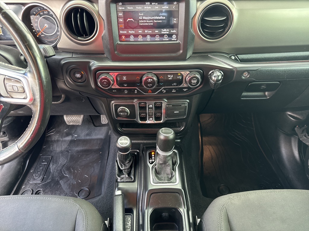 2020 Jeep Gladiator Sport photo 39