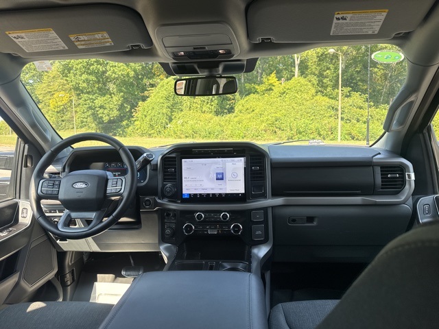 2024 Ford F-150 XLT photo 12