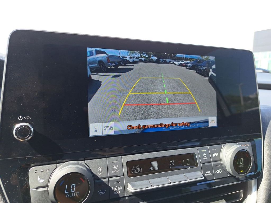 2024 Toyota Grand Highlander XLE photo 21