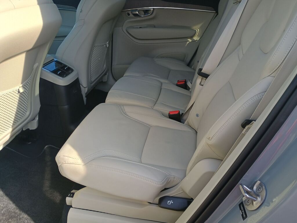 2024 Volvo XC90 Recharge Ultimate photo 16