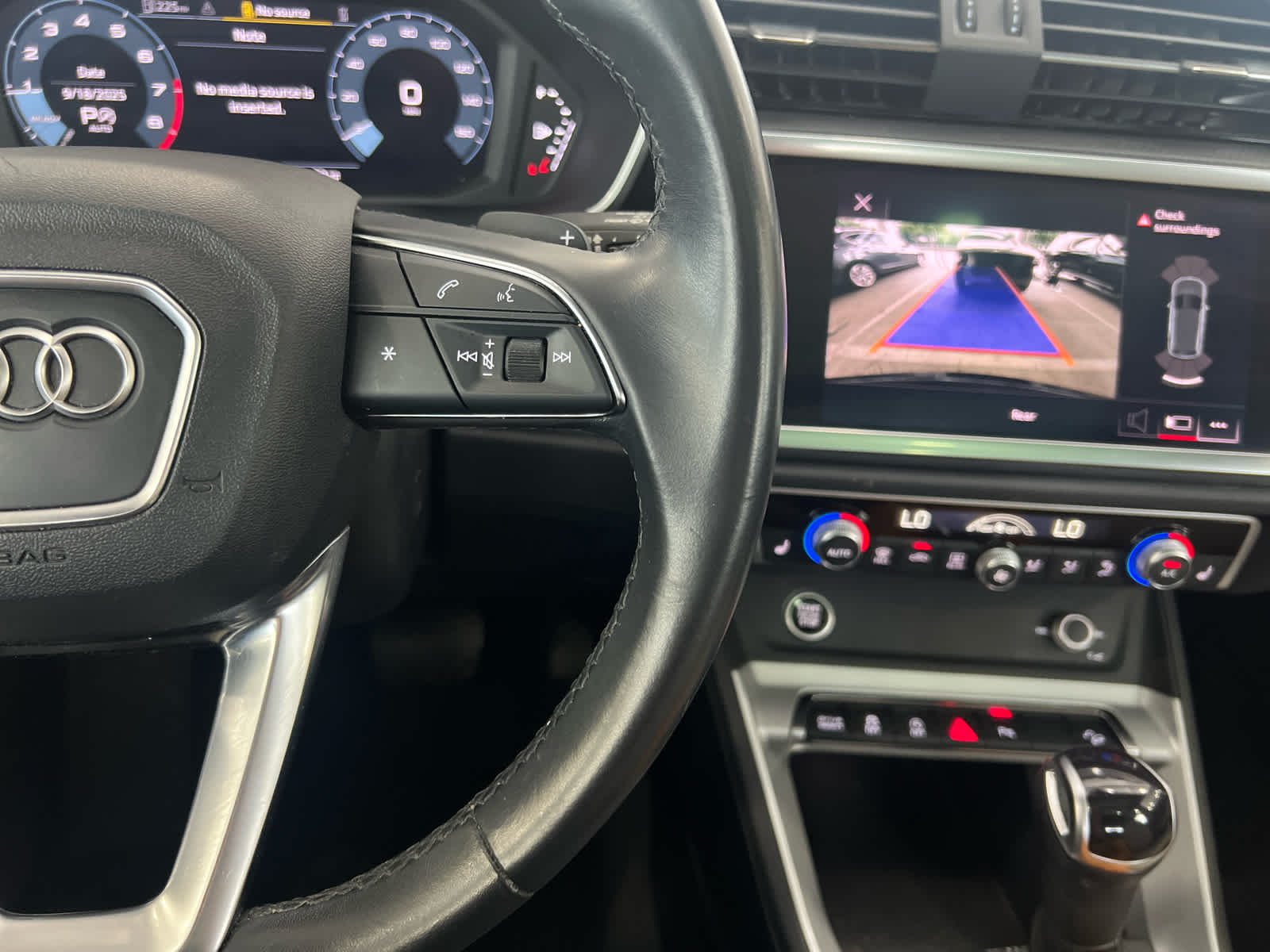 2022 Audi Q3 S line Premium photo 16