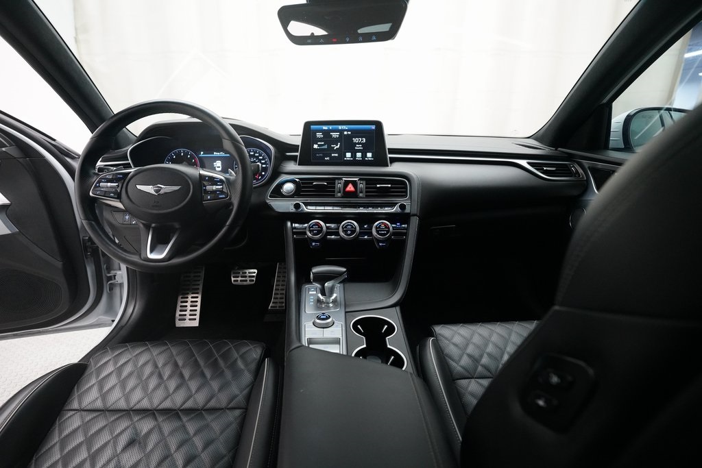 2021 Genesis G70 3.3T photo 4