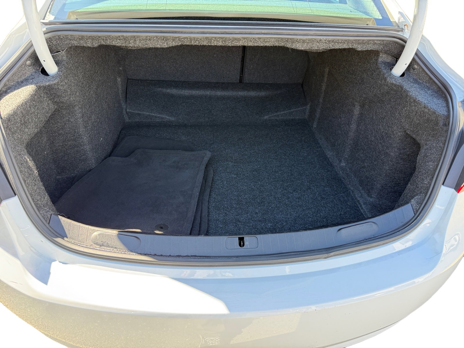 2017 Chevrolet Impala 1LT photo 17