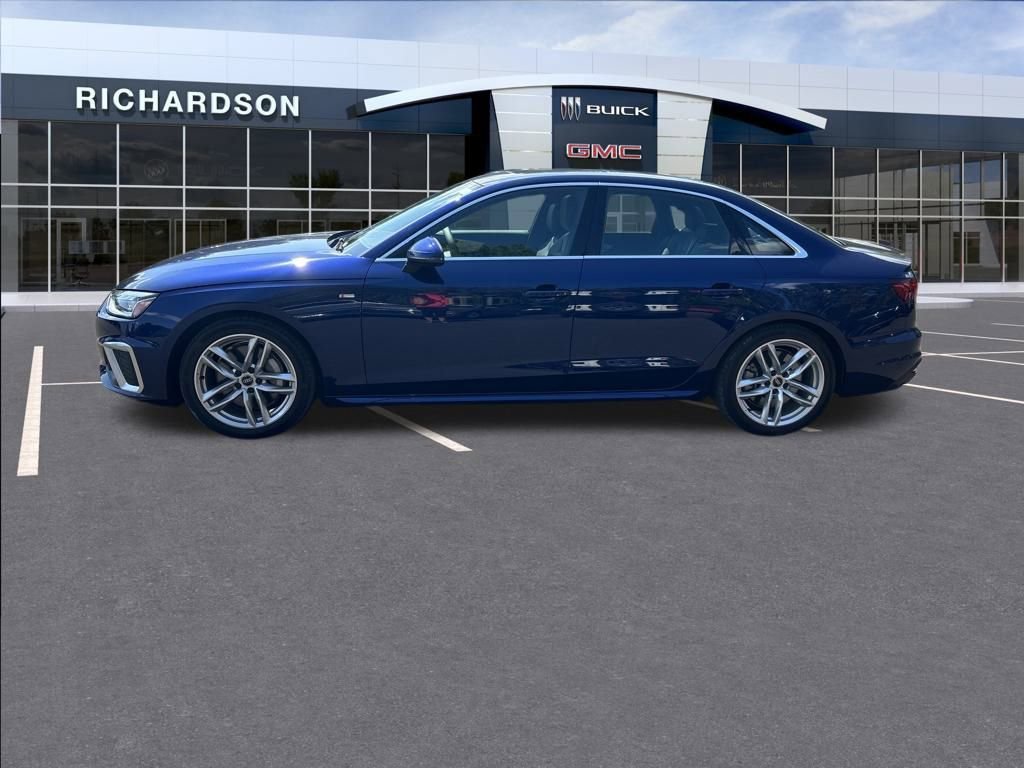2023 Audi A4 S line Quattro Premium Plus photo 2