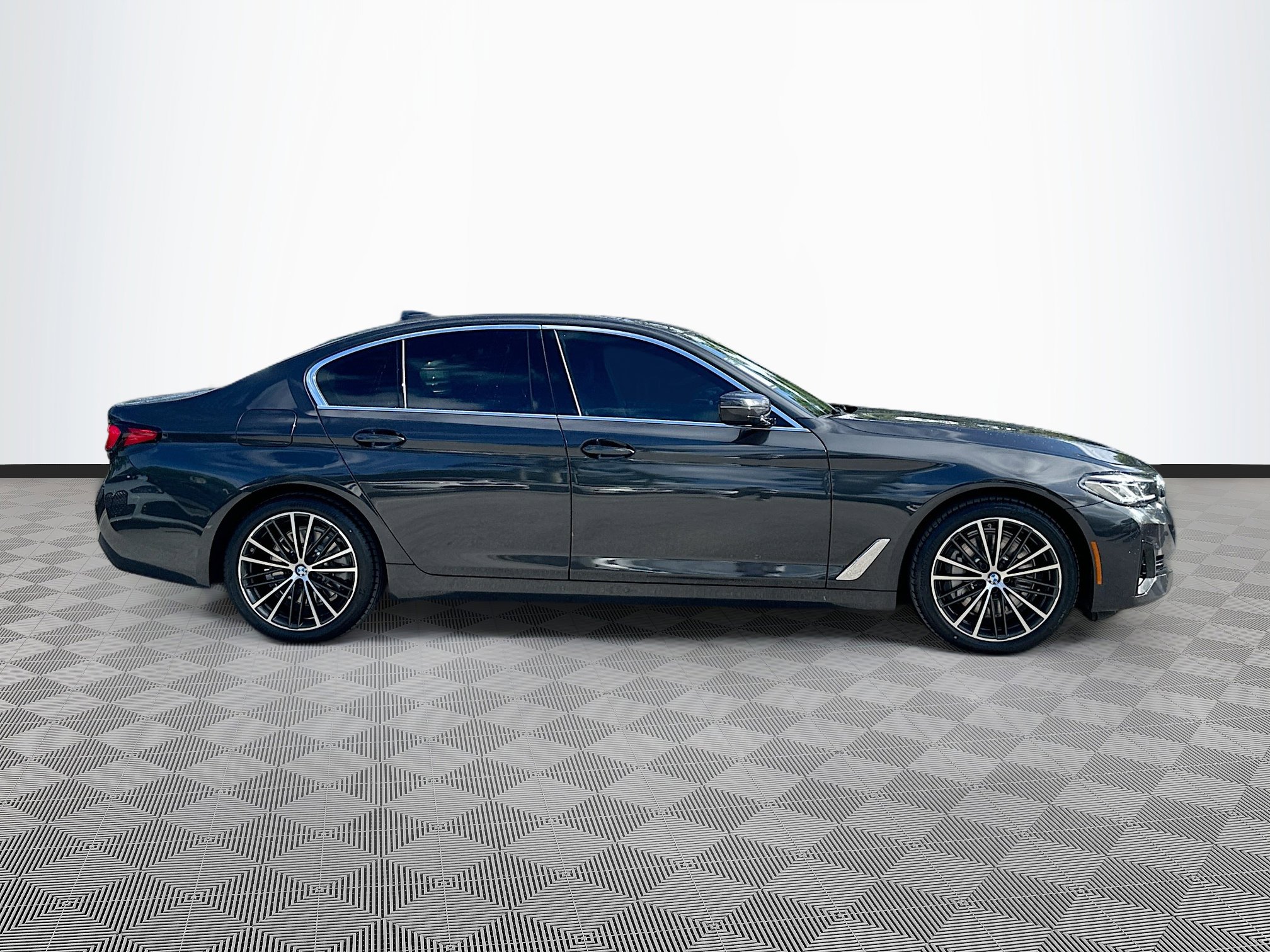 2022 Bmw 530i photo 8