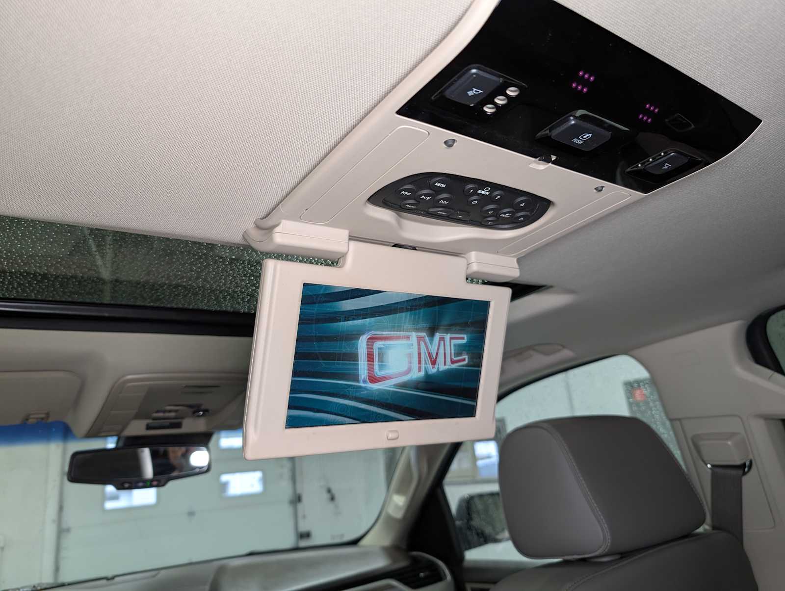 2018 Gmc Yukon Denali photo 22