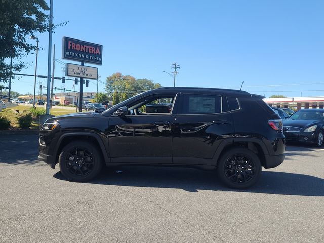 2026 Jeep Compass Latitude photo 18