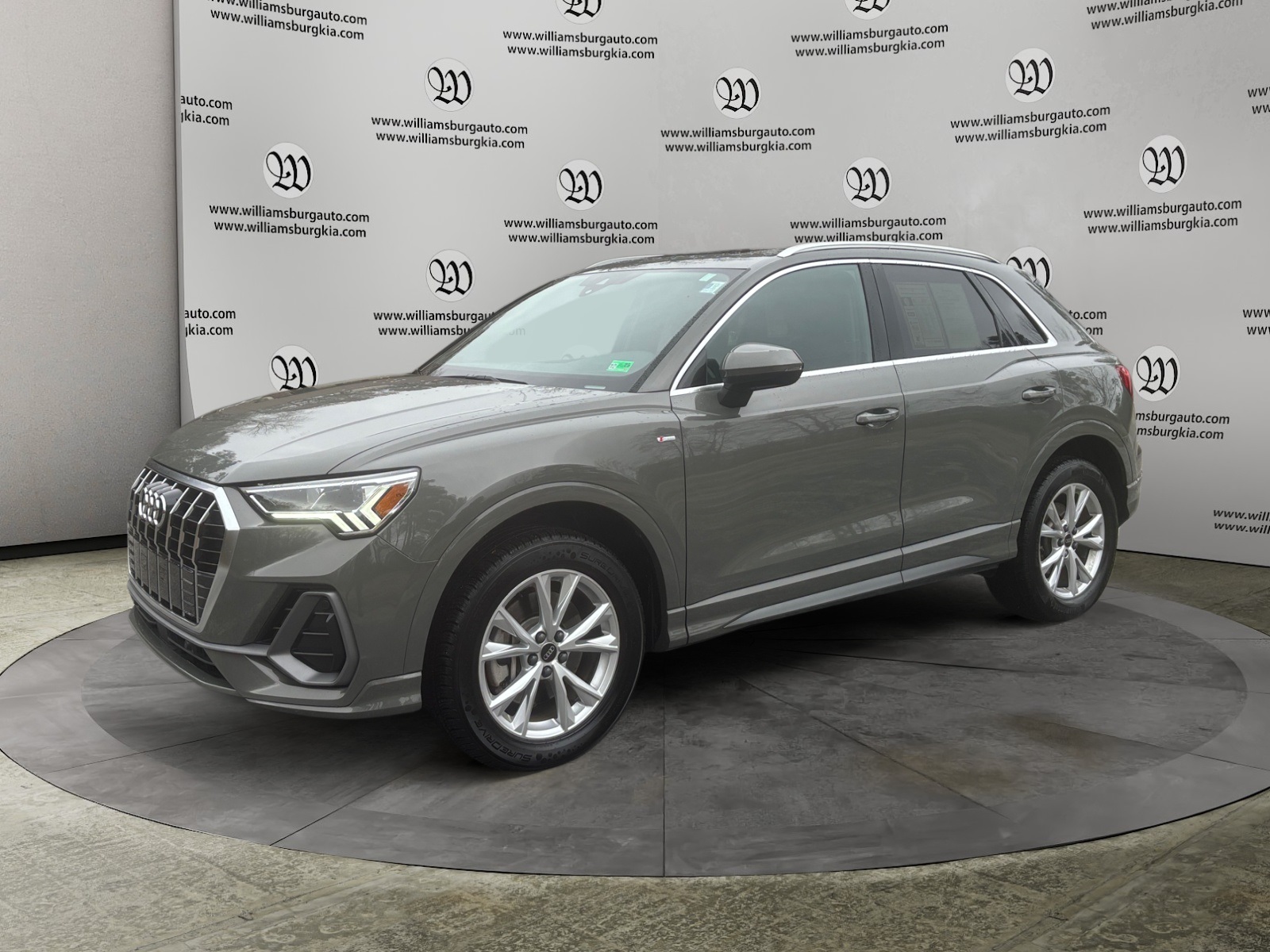 2024 Audi Q3 S Line Premium's photo