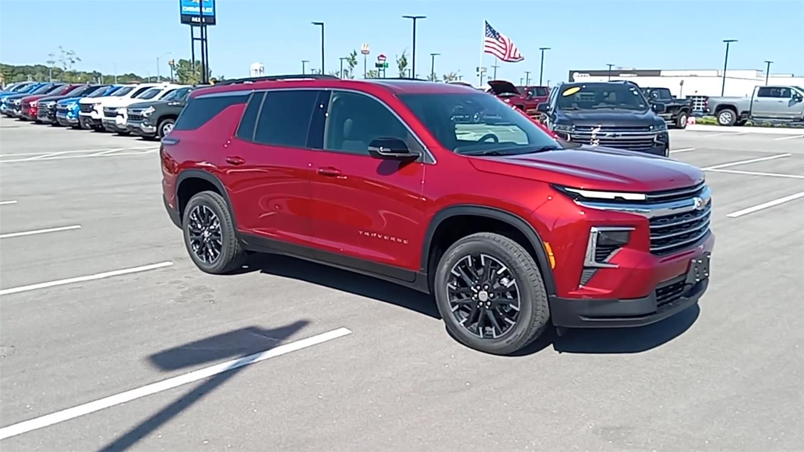2026 Chevrolet Traverse photo 2