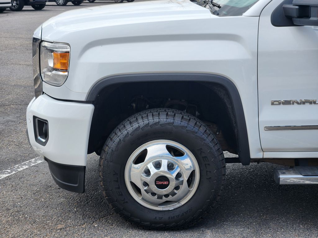 2016 Gmc Sierra 3500 HD Denali photo 4