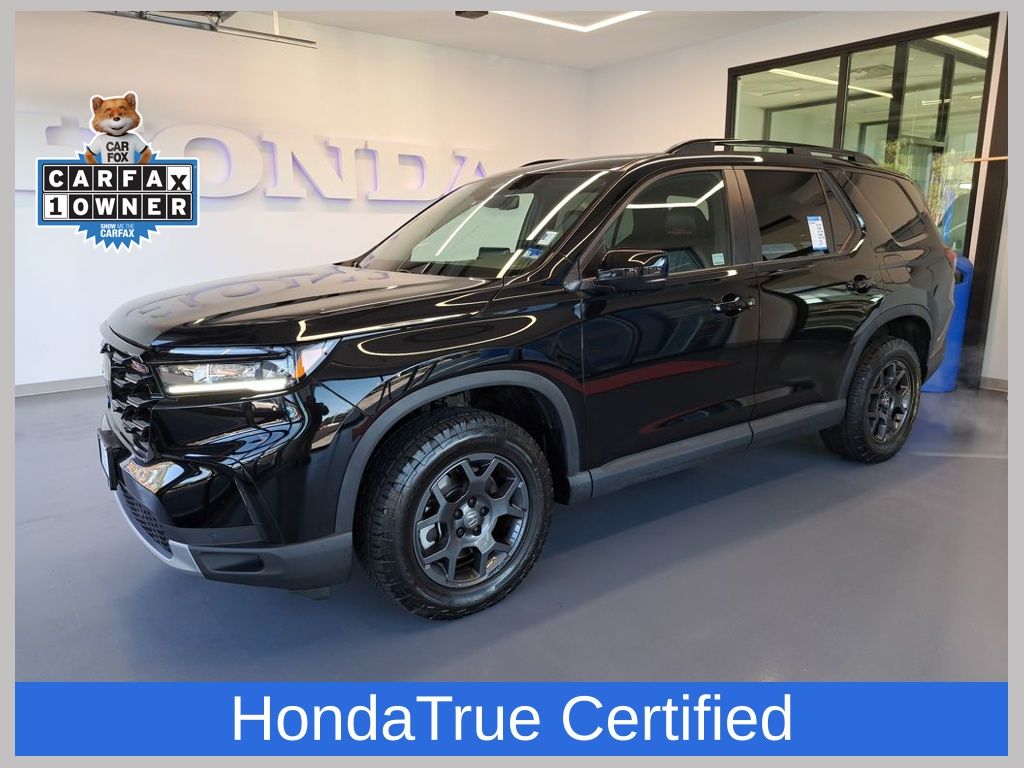 2025 Honda Pilot TrailSport's photo