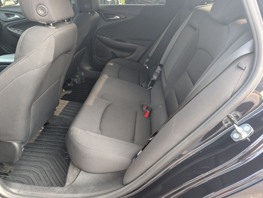 2023 Chevrolet Malibu 1LT photo 7