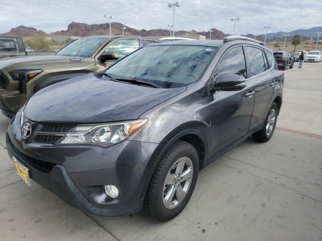 2015 Toyota RAV4 XLE's photo