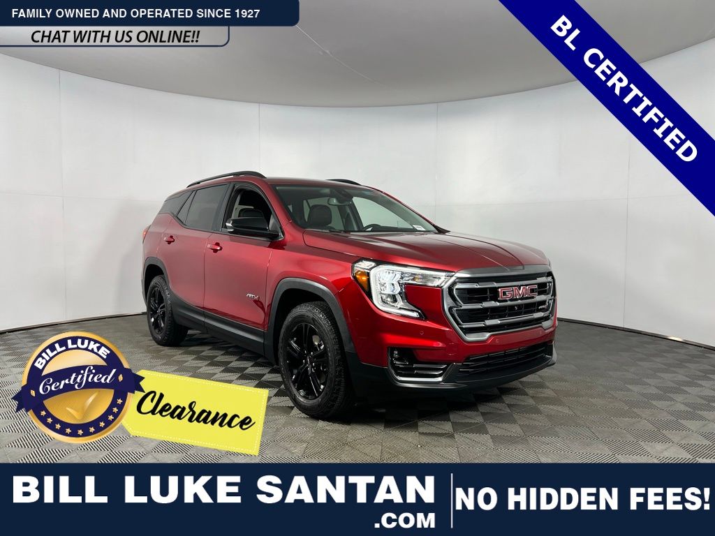 2024 GMC Terrain AT4's photo