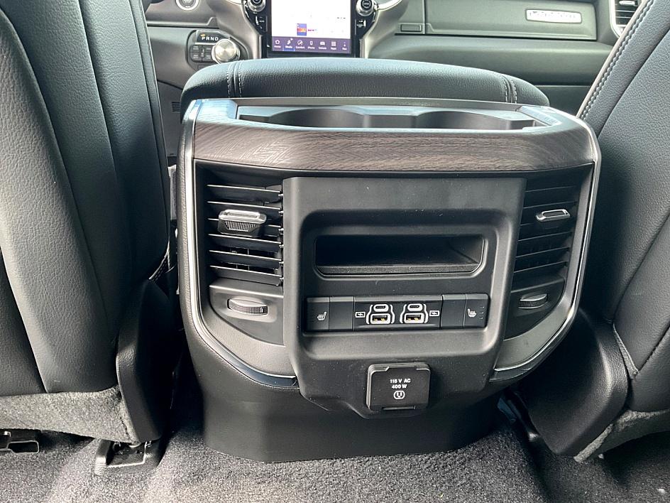 2026 Ram 1500 Laramie photo 32