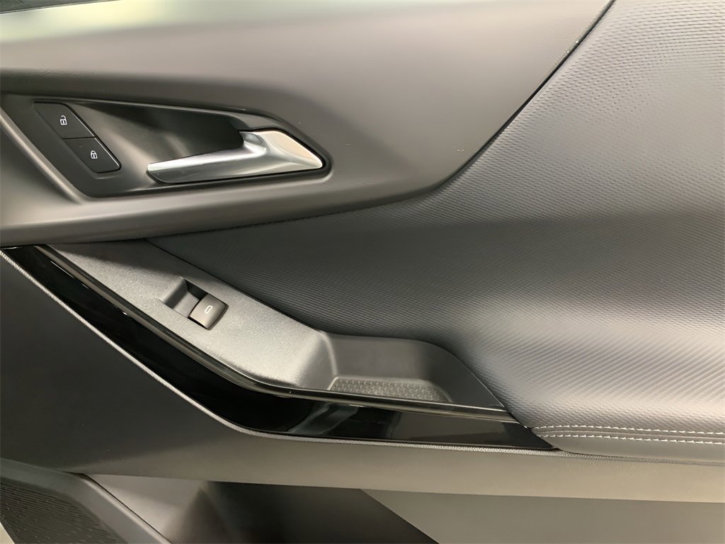 2026 Chevrolet Equinox LT photo 14