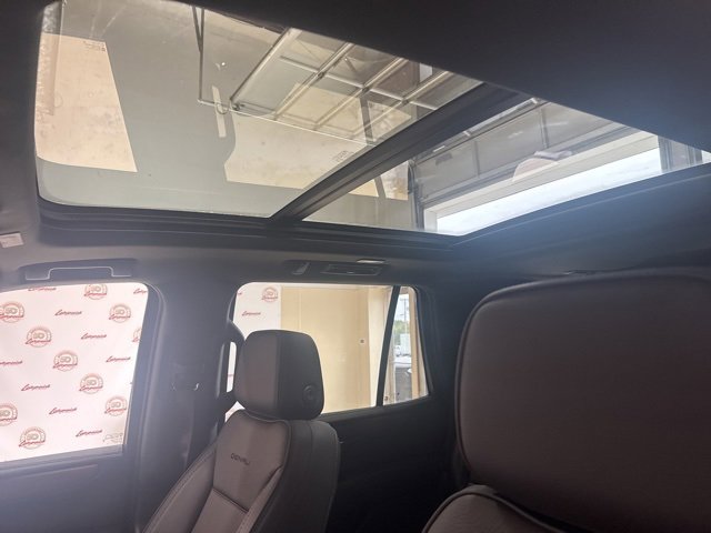 2025 Gmc Yukon Denali photo 8