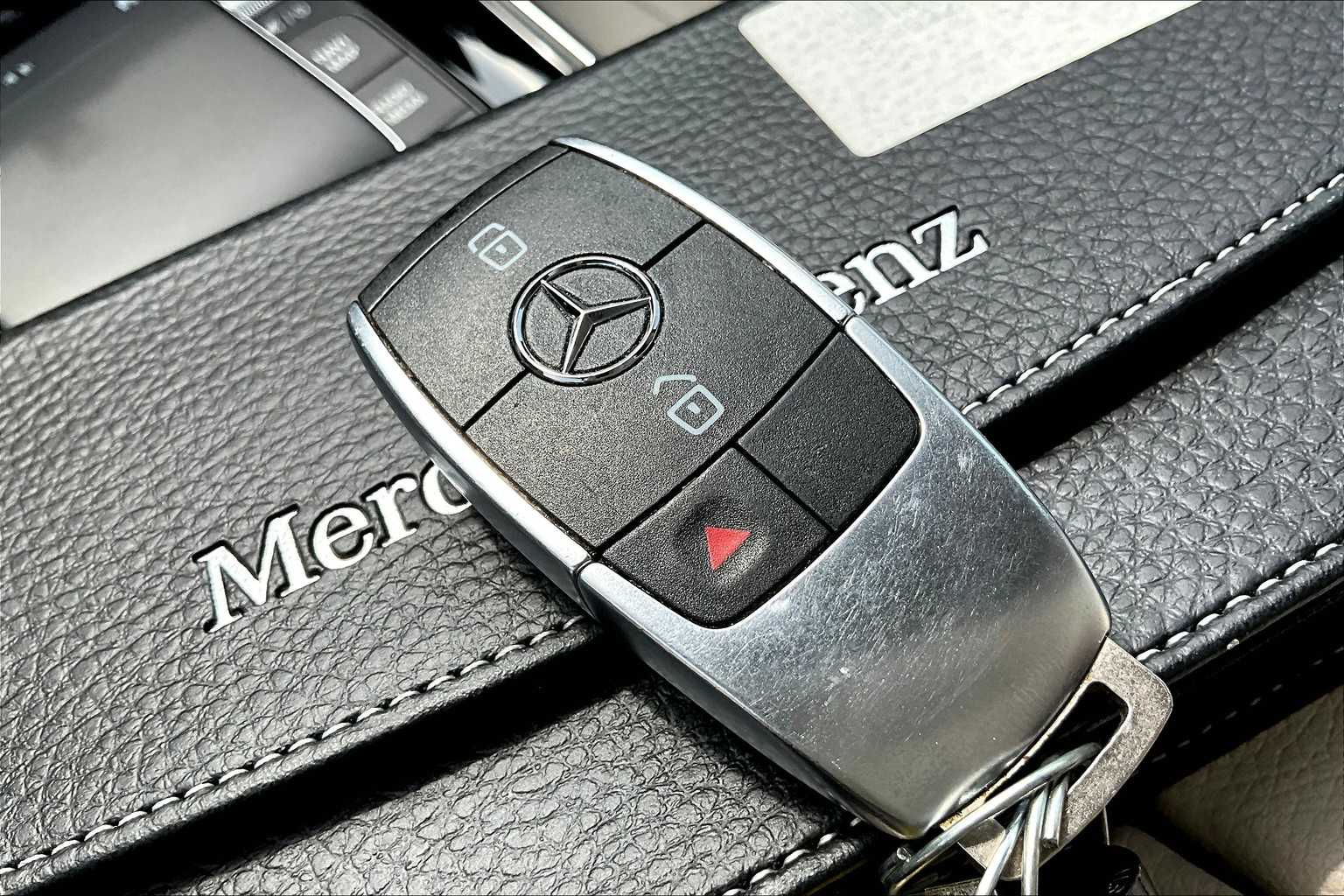 2022 Mercedes Benz GLA 250 photo 14