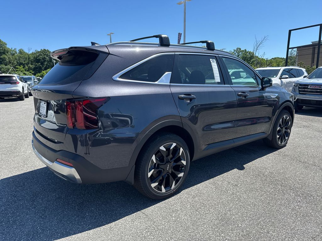 2025 Kia Sorento EX photo 2