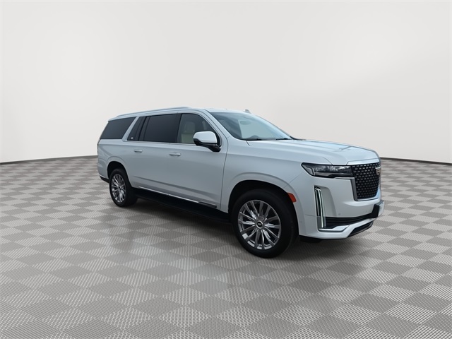 2022 Cadillac Escalade ESV Premium Luxury photo 2