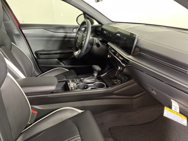 2026 Kia K5 GT-Line photo 13