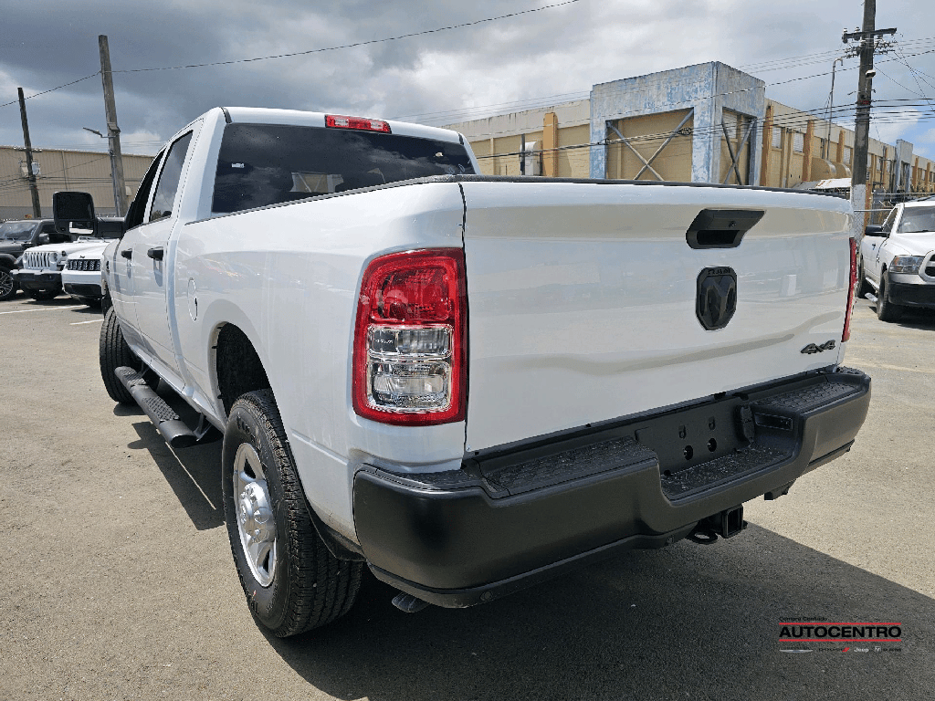 2024 Ram 3500 Tradesman photo 2