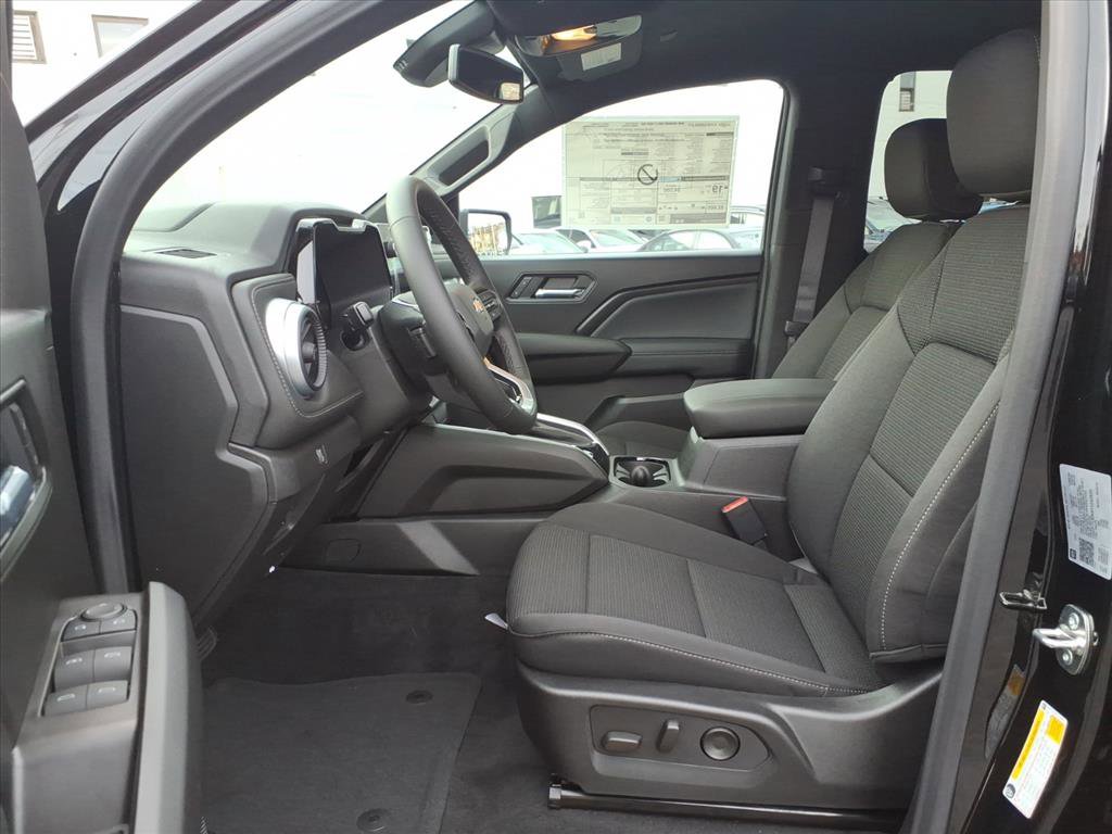 2026 Chevrolet Colorado LT photo 4