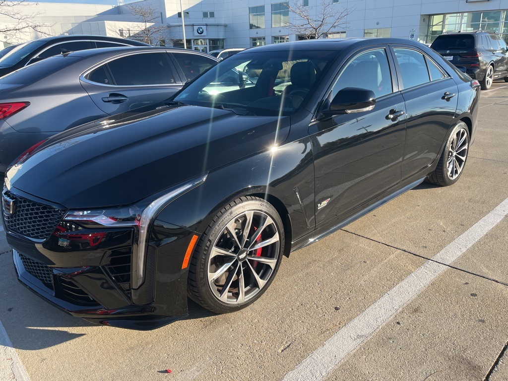 2025 Cadillac CT4 V-Series Blackwing's photo