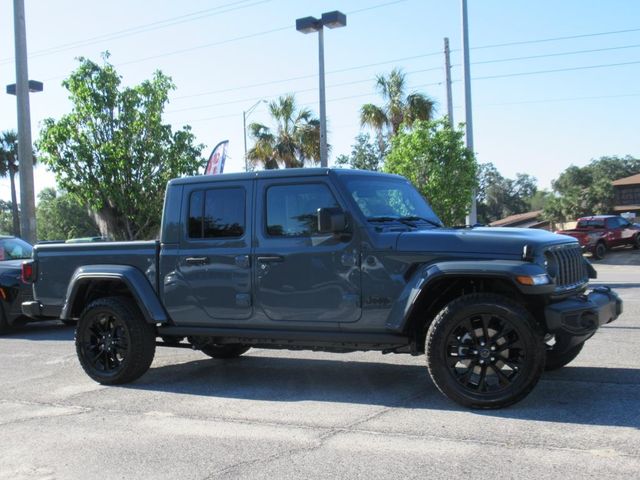 2025 Jeep Gladiator Sport photo 2