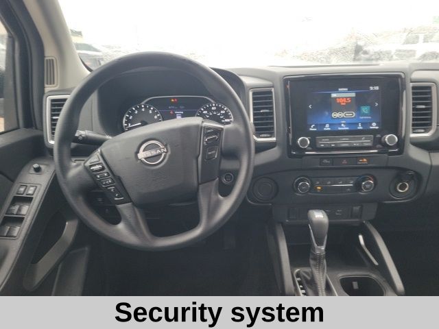 2023 Nissan Frontier SV photo 2