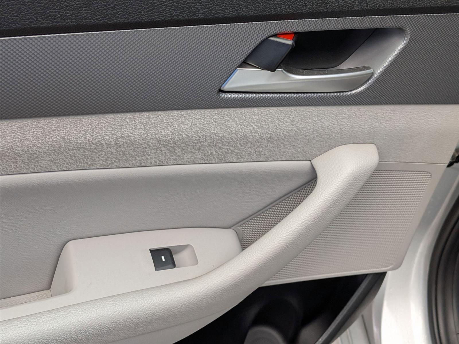 2019 Hyundai Sonata SEL photo 24